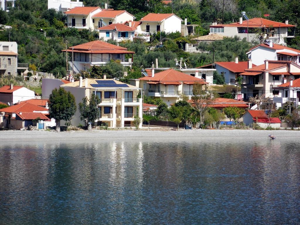 Villa Thalassa Szergúlasz-part Kültér fotó